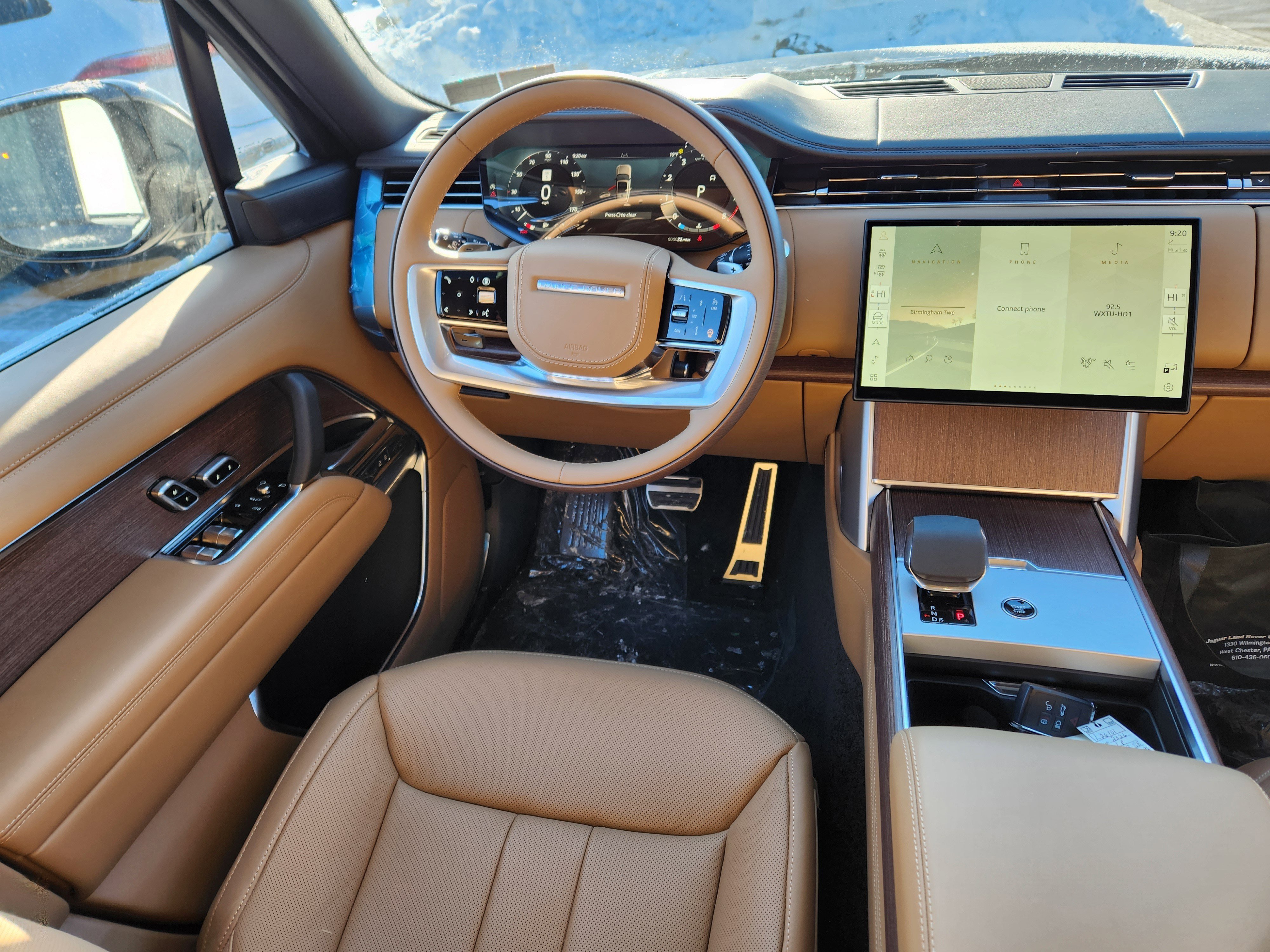 New 2026 Land Rover Range Rover Long Wheelbase SE image 14