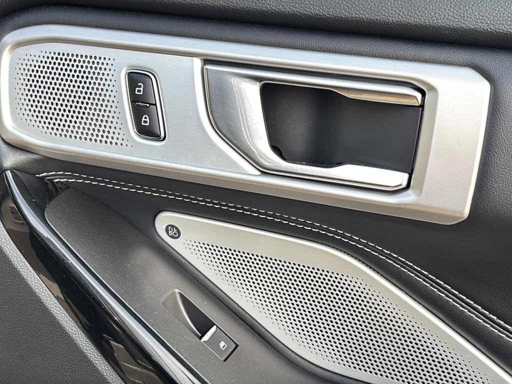 Used 2023 Ford Explorer ST w/ Equipment Group 401A image 39