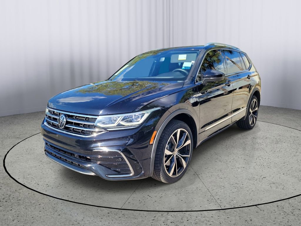 Used 2023 Volkswagen Tiguan SEL R-Line image 9
