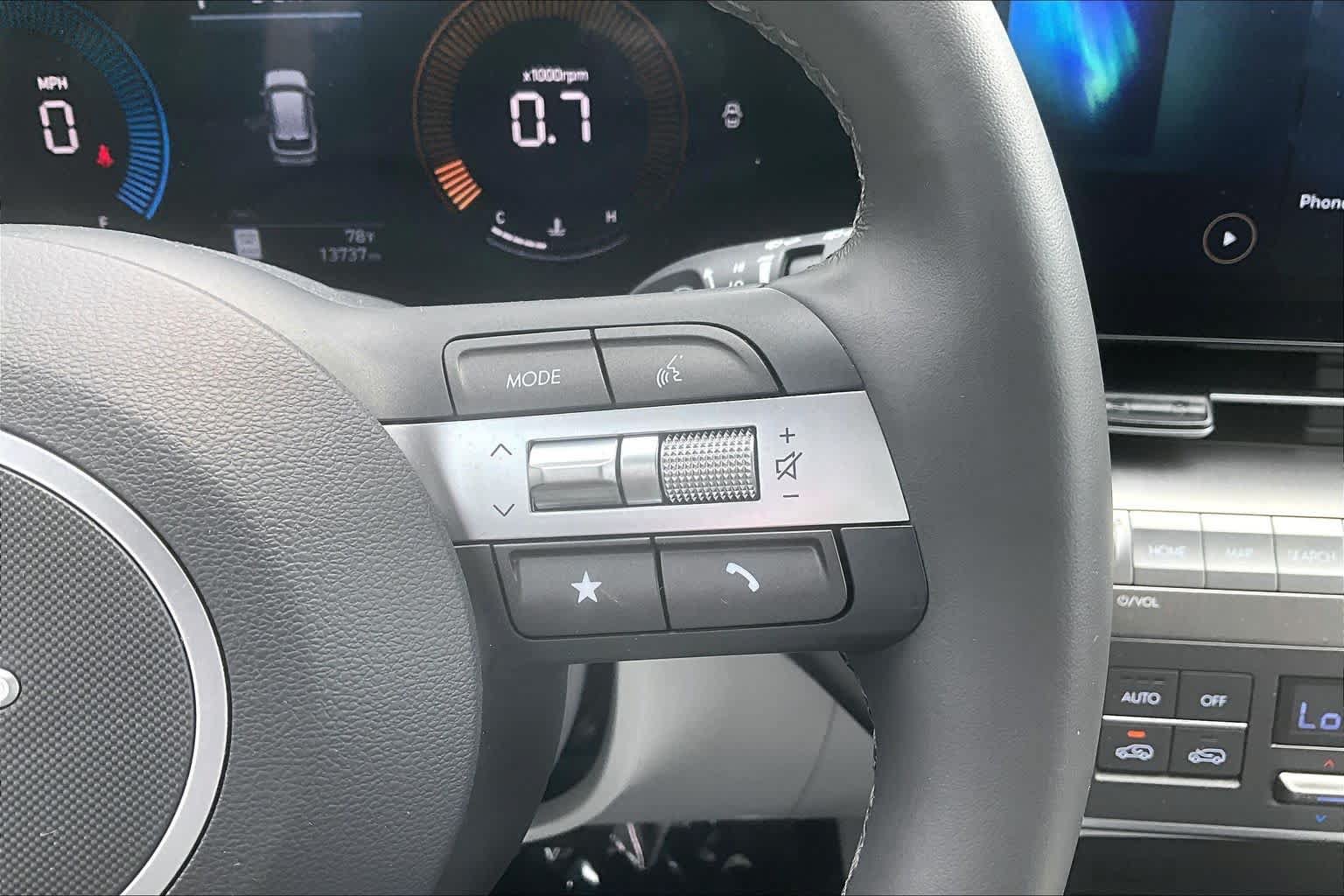 Used 2026 Hyundai Kona SEL Sport FWD image 25