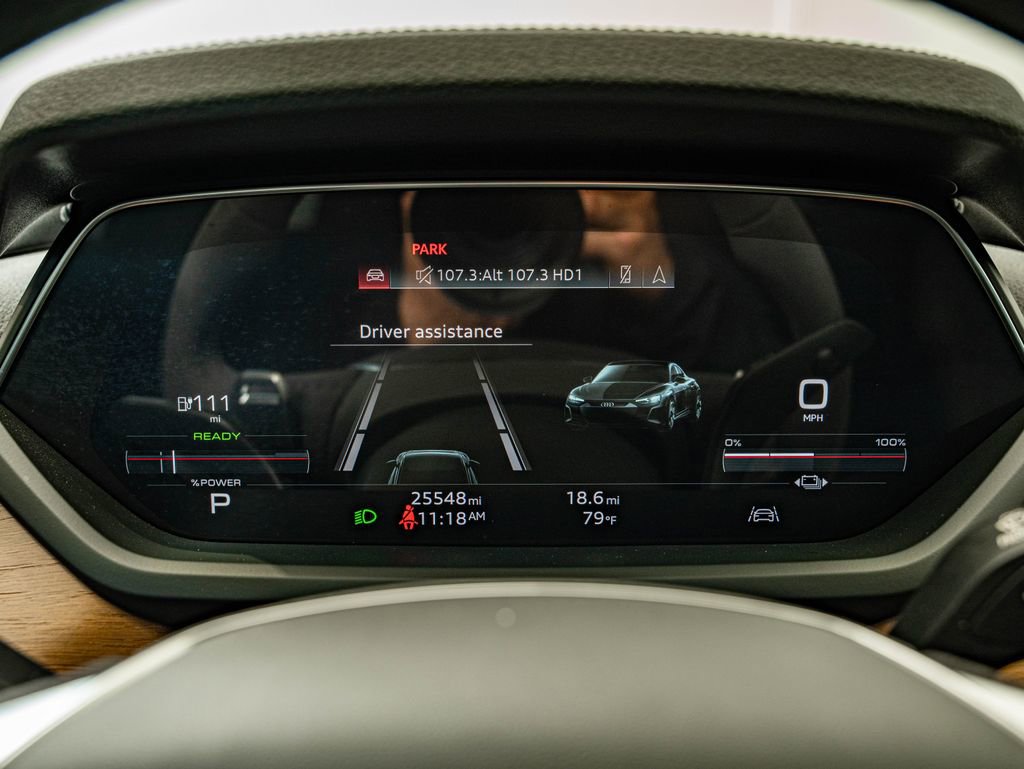 Used 2023 Audi e-tron GT Premium Plus AWD/4WD image 21