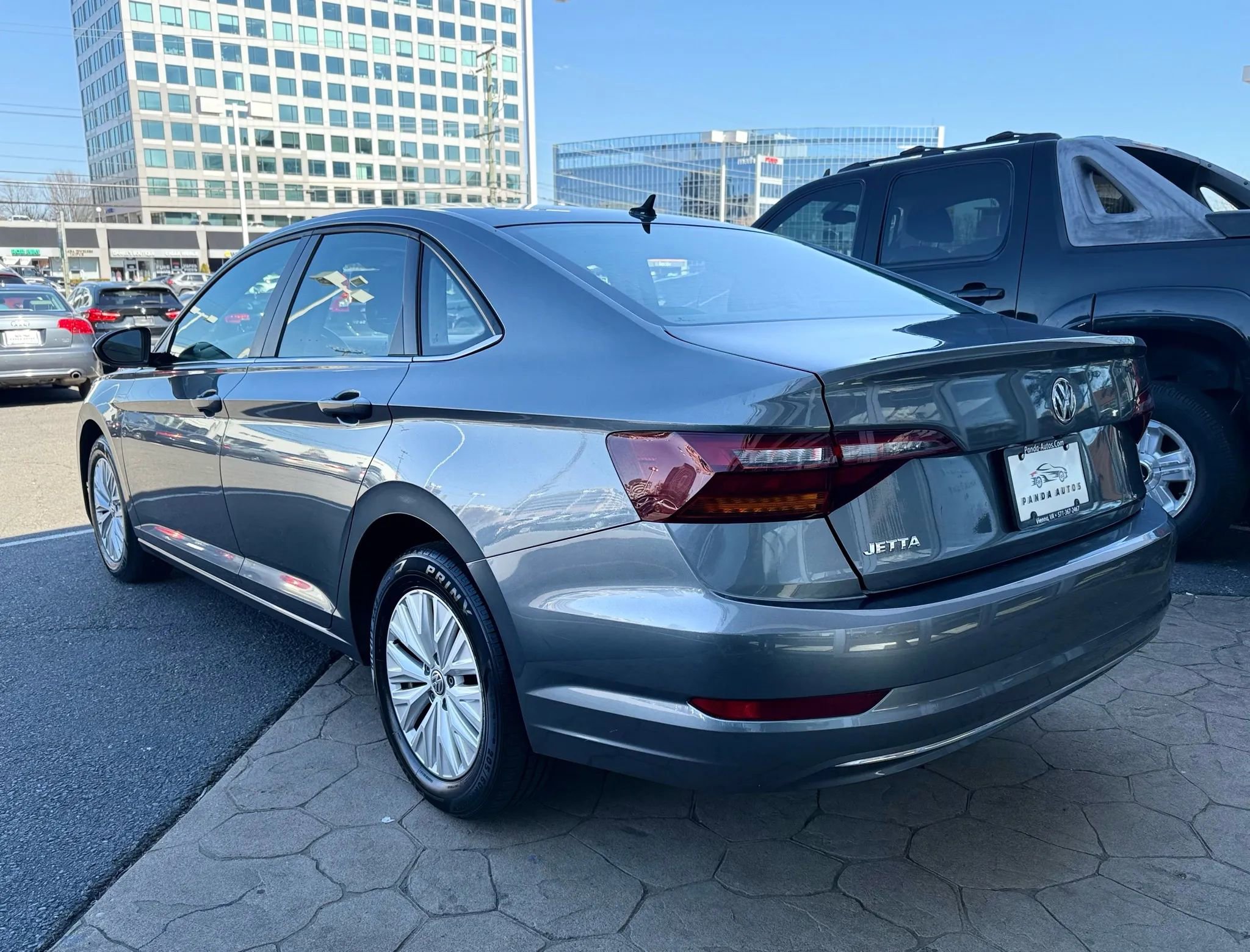 Used 2019 Volkswagen Jetta S w/ Driver Assistance Package FWD image 5