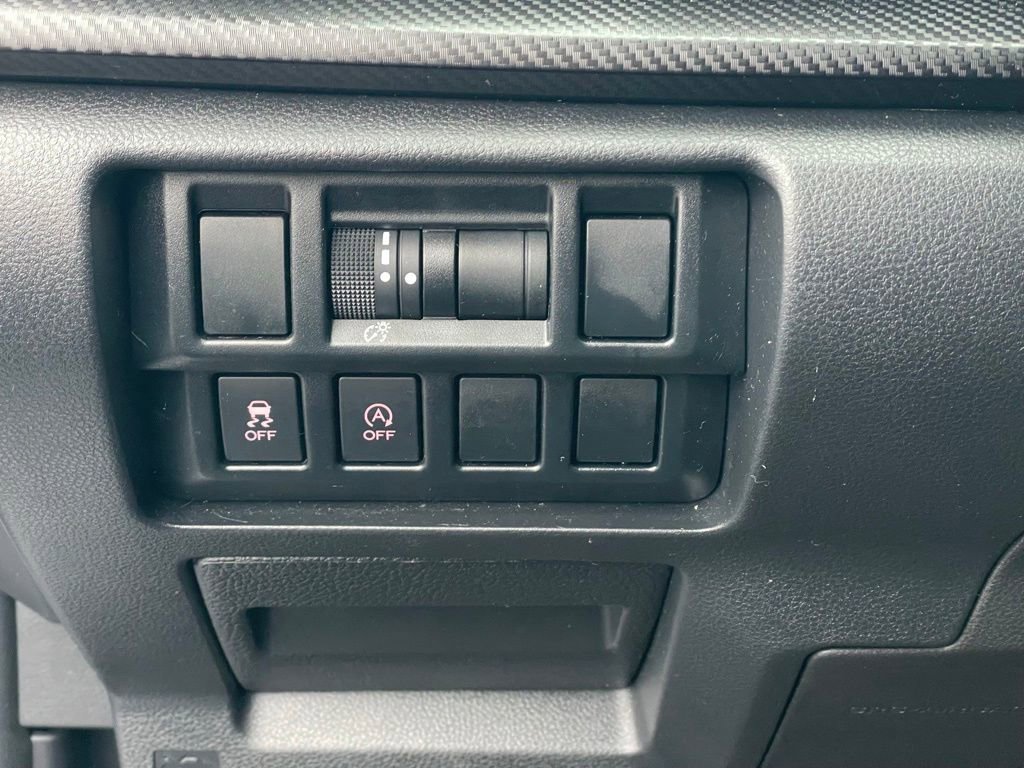 Used 2021 Subaru Crosstrek 2.0i Premium image 14