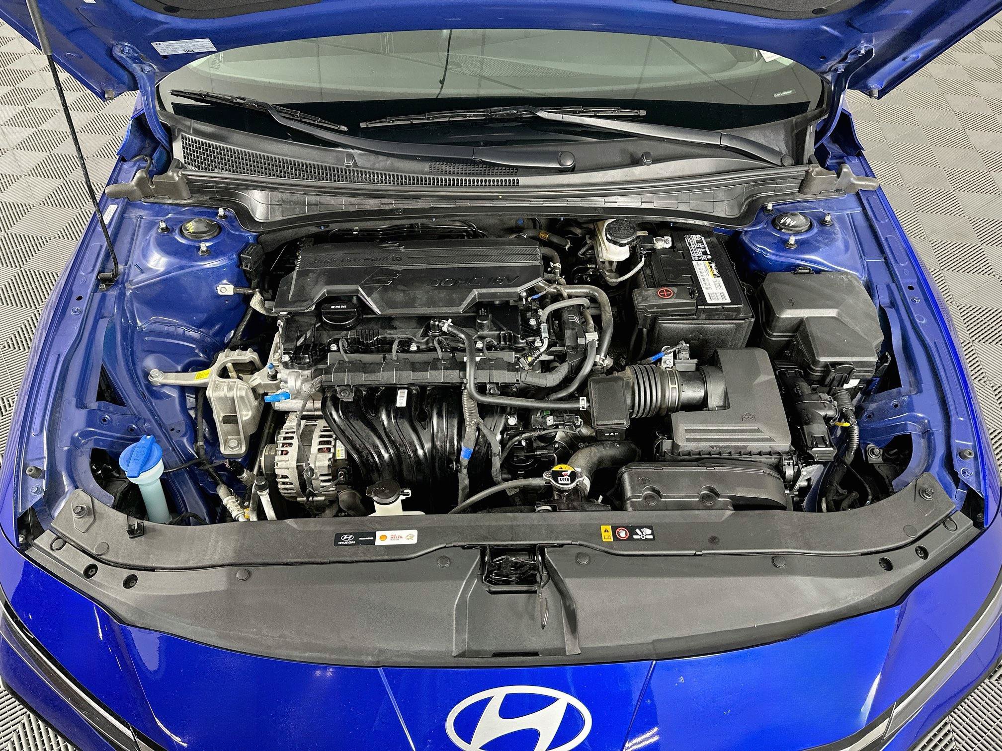 Used 2025 Hyundai Elantra SEL FWD image 35