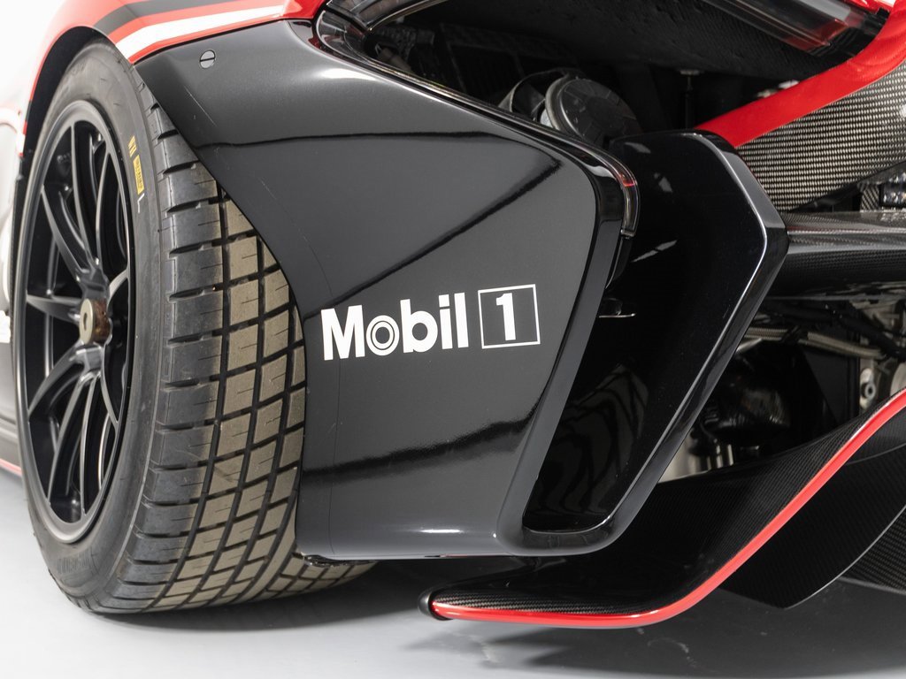 Used 2015 McLaren P1 image 95