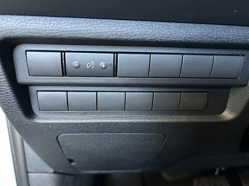 New 2025 Mitsubishi Outlander ES image 51