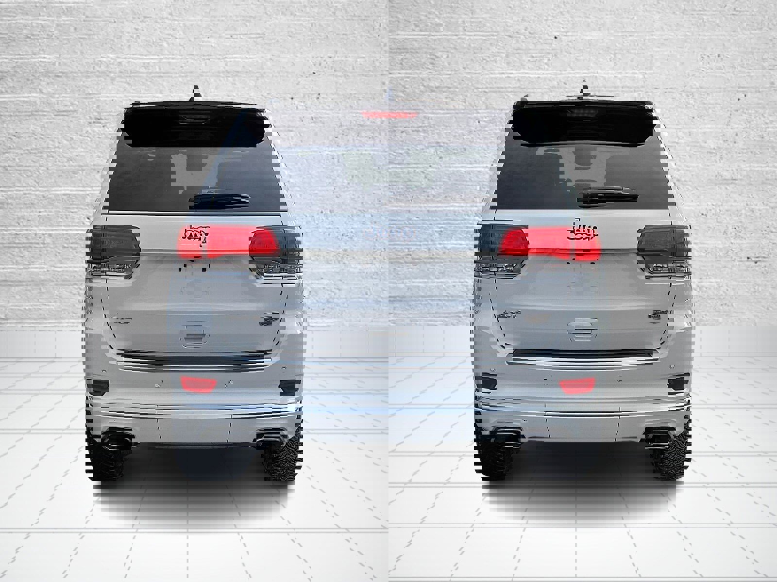 Used 2020 Jeep Grand Cherokee Summit image 5