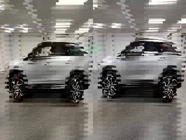 Certified 2025 Cadillac Optiq Sport 2 image 2