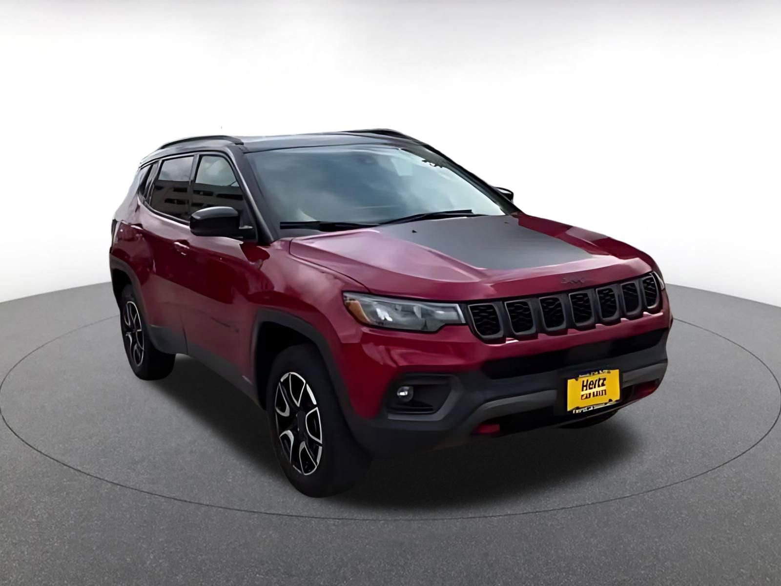 Used 2025 Jeep Compass Trailhawk AWD/4WD image 16