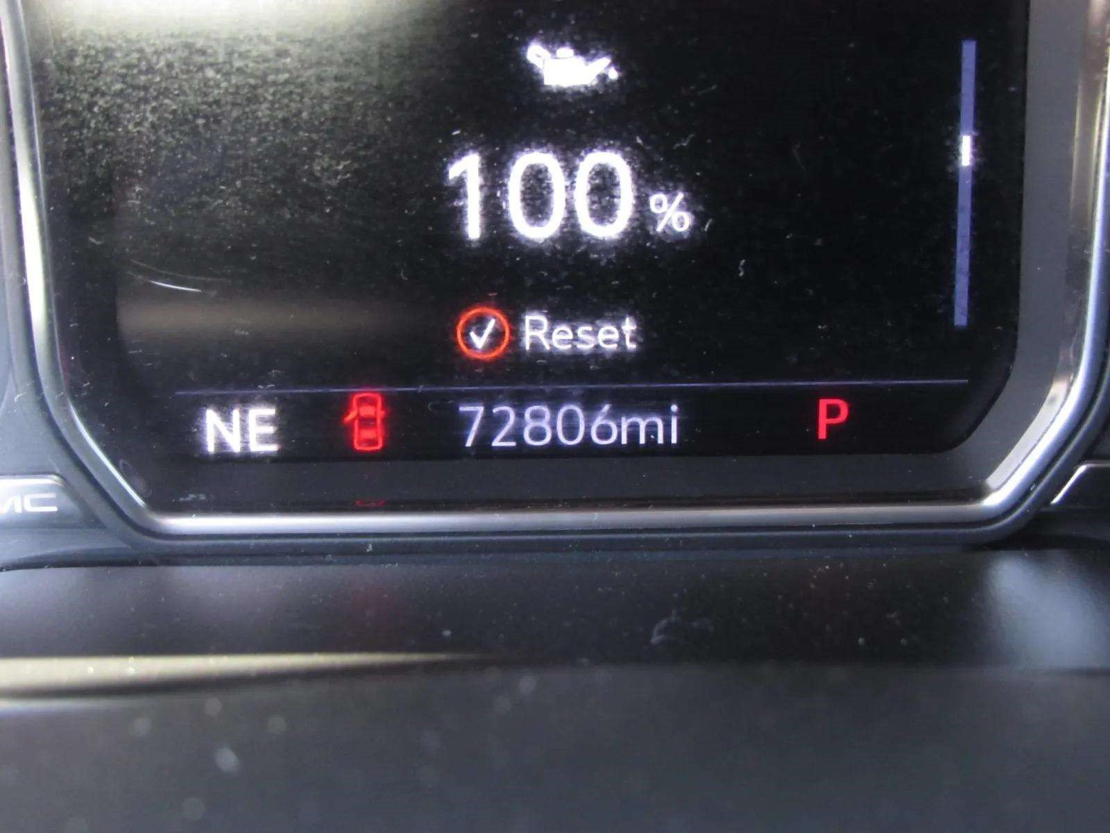 Used 2021 GMC Yukon XL AT4 w/ AT4 Premium Plus Package AWD/4WD image 31