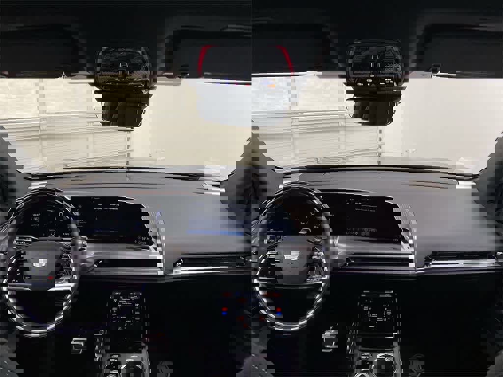 Certified 2026 Cadillac Vistiq Sport image 13