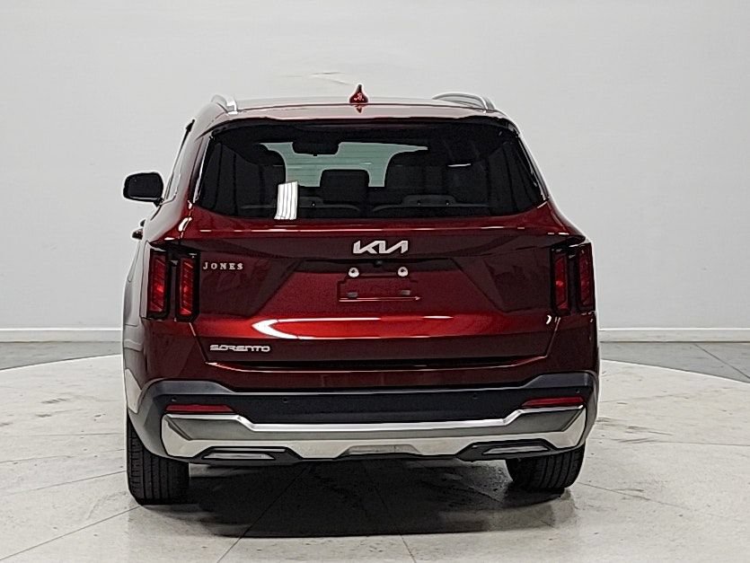 Used 2025 Kia Sorento S w/ Panoramic Sunroof Package FWD image 7