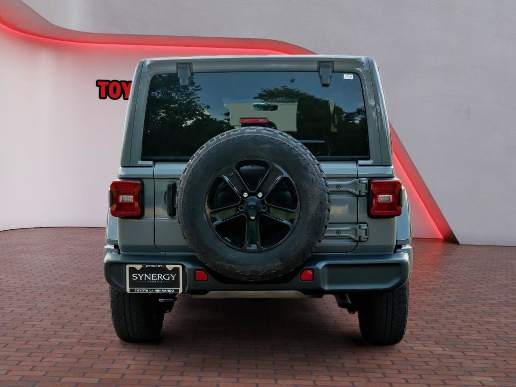 Used 2022 Jeep Wrangler Unlimited Sahara AWD/4WD image 6