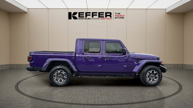 New 2026 Jeep Gladiator Sport S image 6
