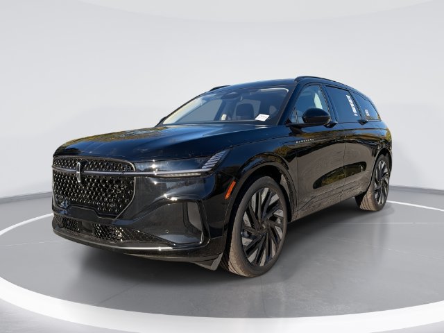 New 2026 Lincoln Nautilus Reserve w/ Jet Appearance Package AWD/4WD image 1
