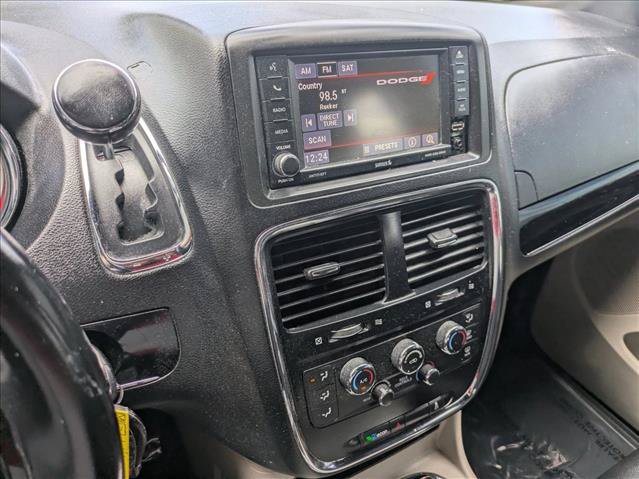 Used 2020 Dodge Grand Caravan SXT FWD image 12