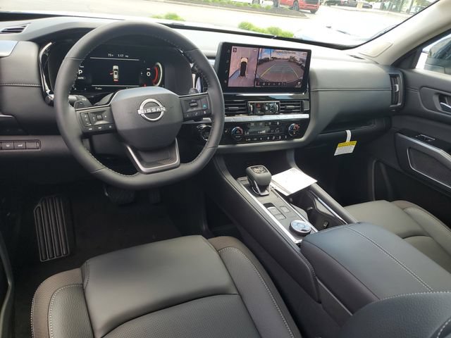 New 2026 Nissan Pathfinder SL w/ SL Premium Package AWD/4WD image 14