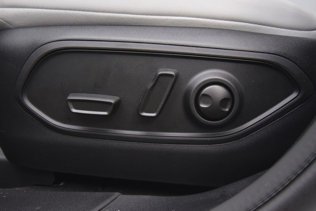 New 2026 Jeep Cherokee Limited AWD/4WD image 39