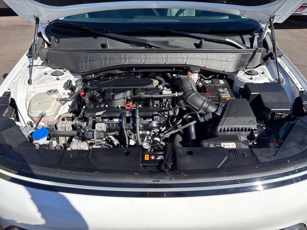 Certified 2025 Hyundai Kona Limited AWD/4WD image 29