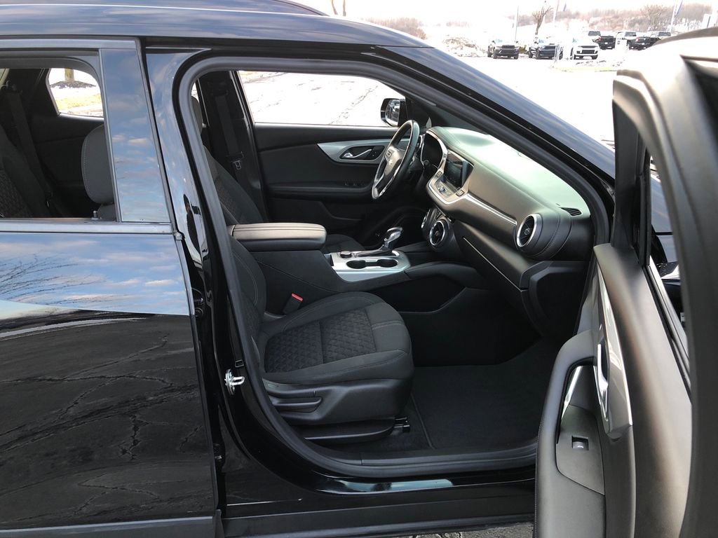 Used 2020 Chevrolet Blazer LT AWD/4WD image 22
