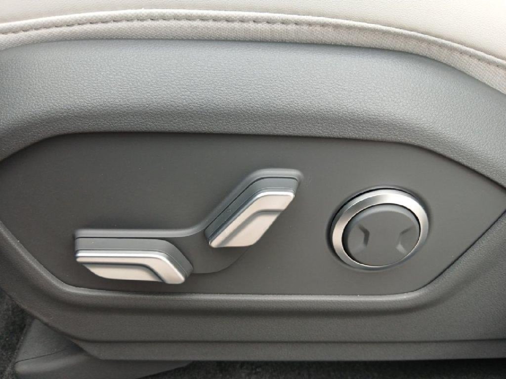New 2026 Hyundai Santa Fe SEL FWD image 16