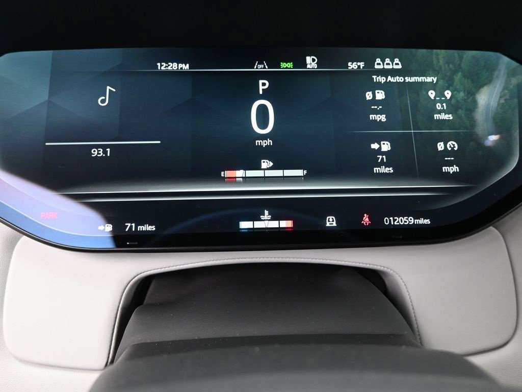 Used 2025 Land Rover Range Rover Sport SV Edition Two image 32