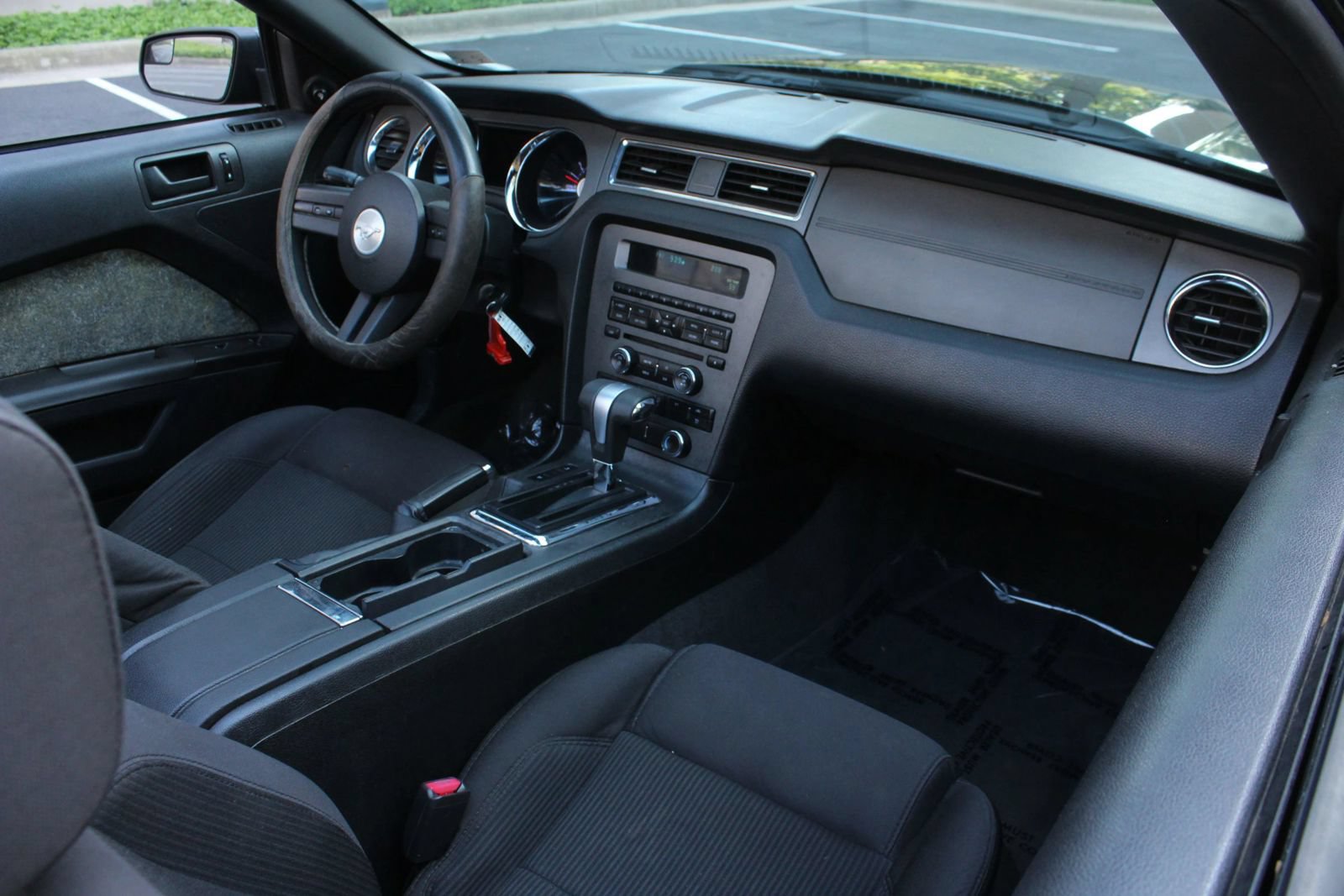 Used 2012 Ford Mustang Convertible w/ Security Pkg RWD image 19