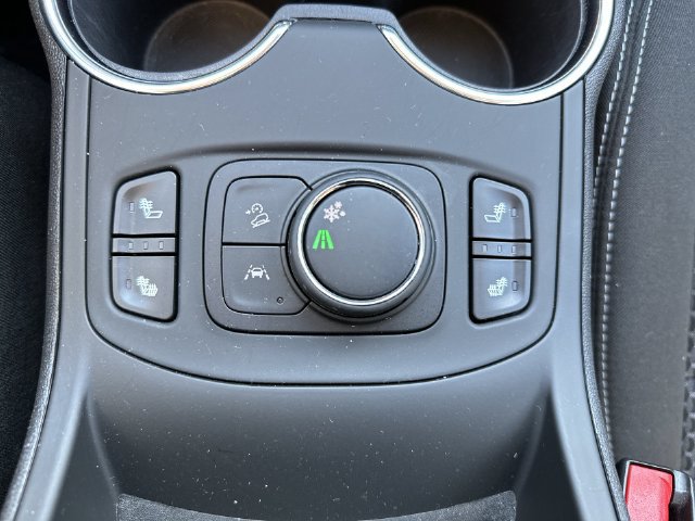 Certified 2024 GMC Terrain SLE w/ Driver Convenience Package FWD image 29