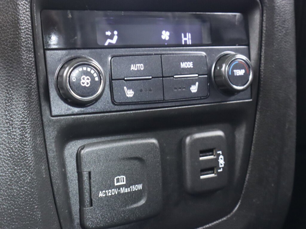 Used 2019 Buick Enclave Avenir w/ Avenir Technology Package image 38