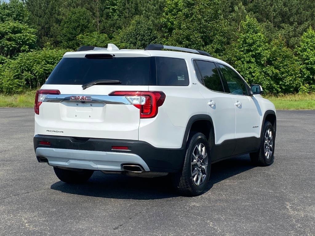 Used 2023 GMC Acadia SLT image 3