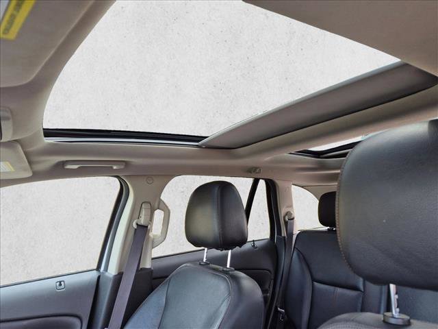 Used 2013 Ford Edge SEL FWD image 14