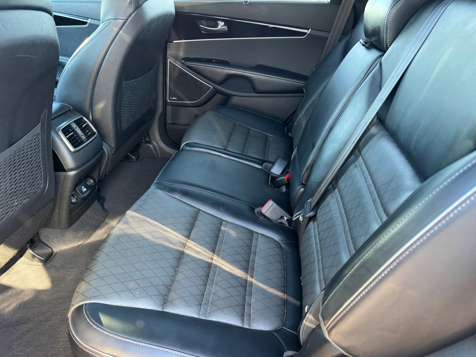 Used 2016 Kia Sorento SX w/ SXL Technology Package image 15