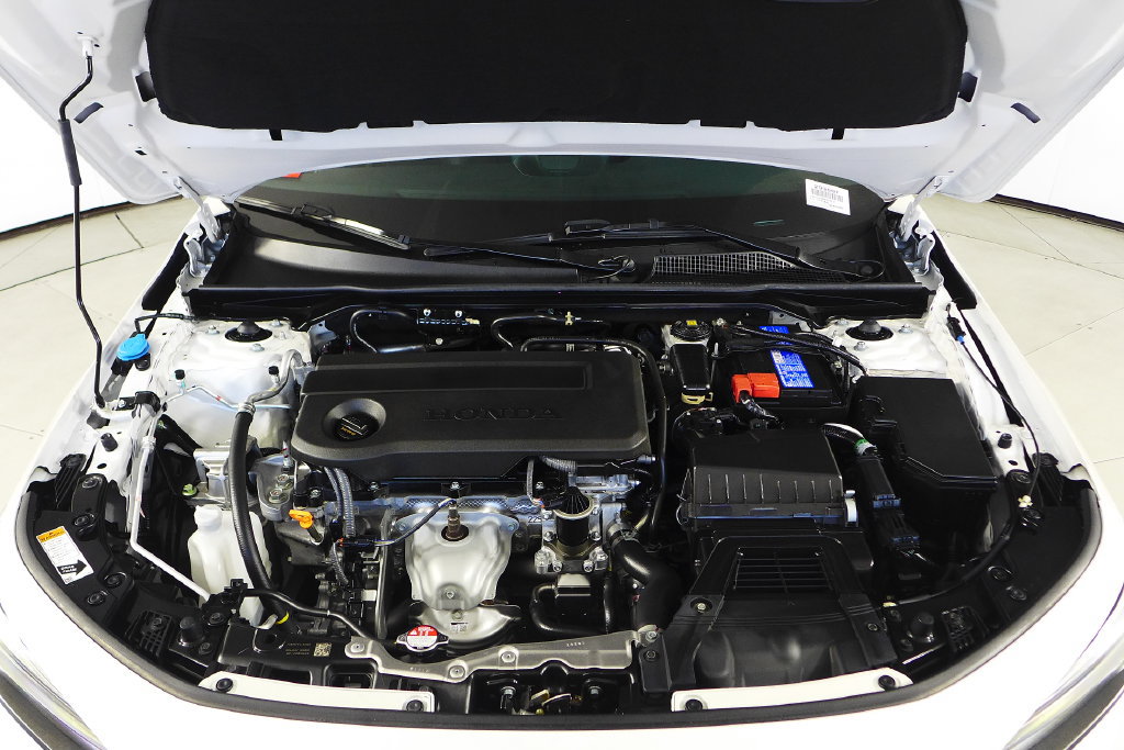 Used 2025 Honda Civic Sport image 6