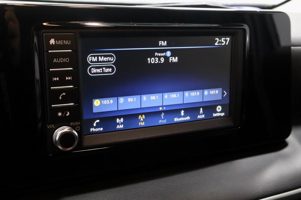 Certified 2025 Nissan Kicks S image 3