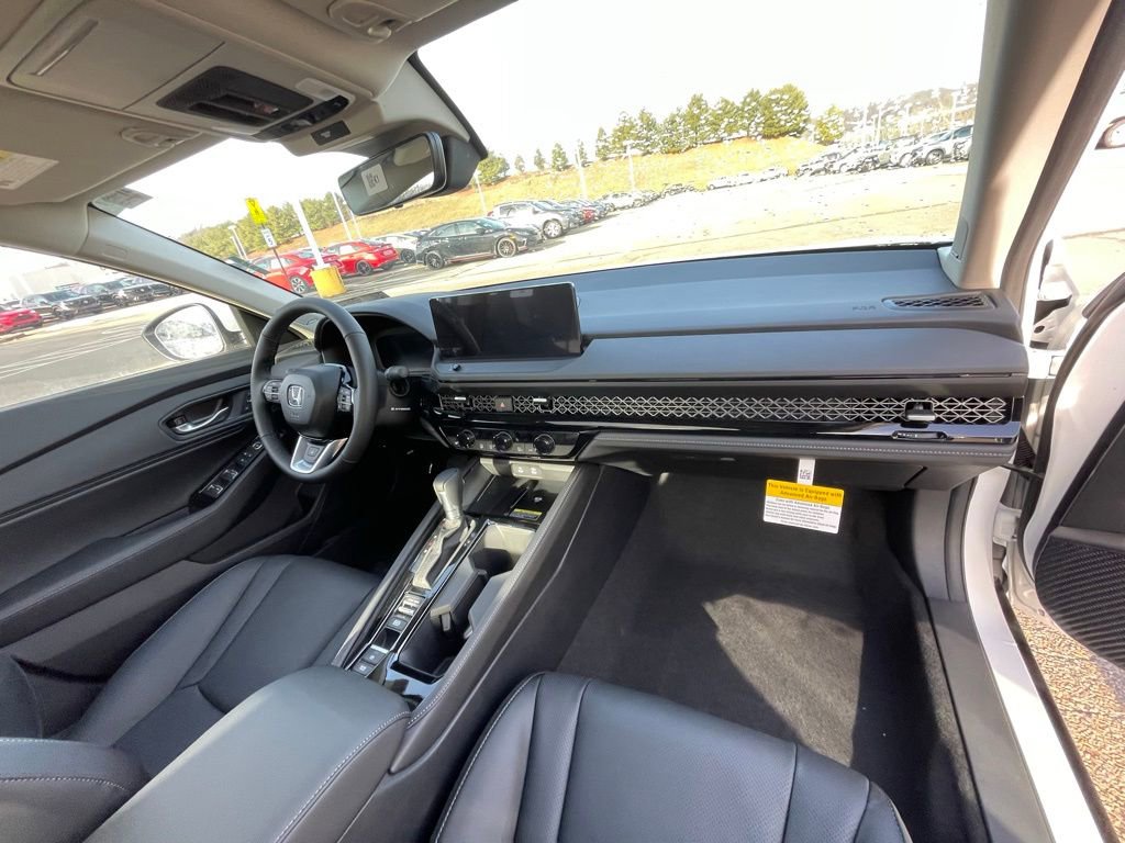 New 2025 Honda Accord Touring image 10