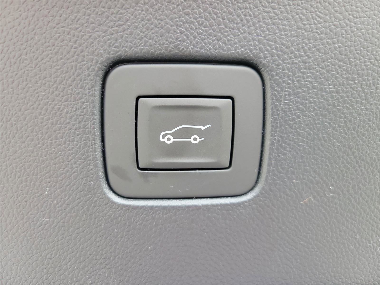 New 2026 Buick Envista Avenir image 8