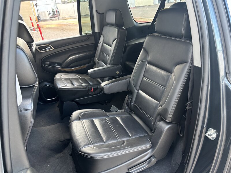 Used 2019 GMC Yukon XL Denali AWD/4WD image 54
