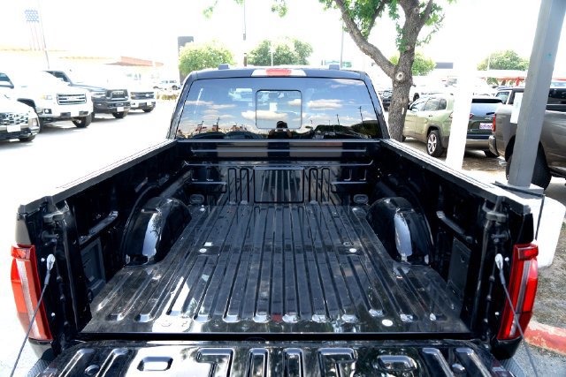 Used 2025 Ford F150 Lariat w/ Equipment Group 501A Mid AWD/4WD image 33