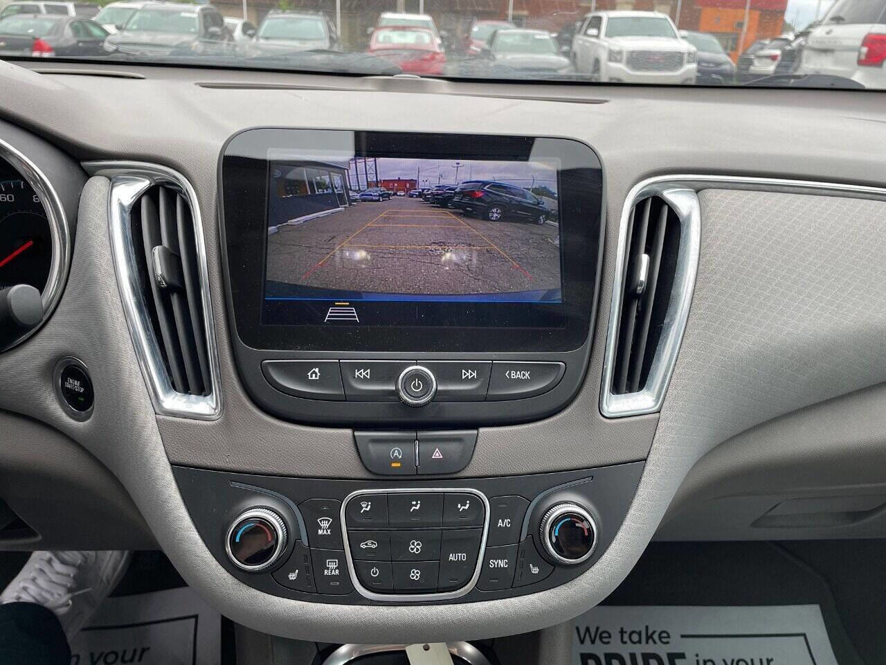 Used 2020 Chevrolet Malibu LT image 19