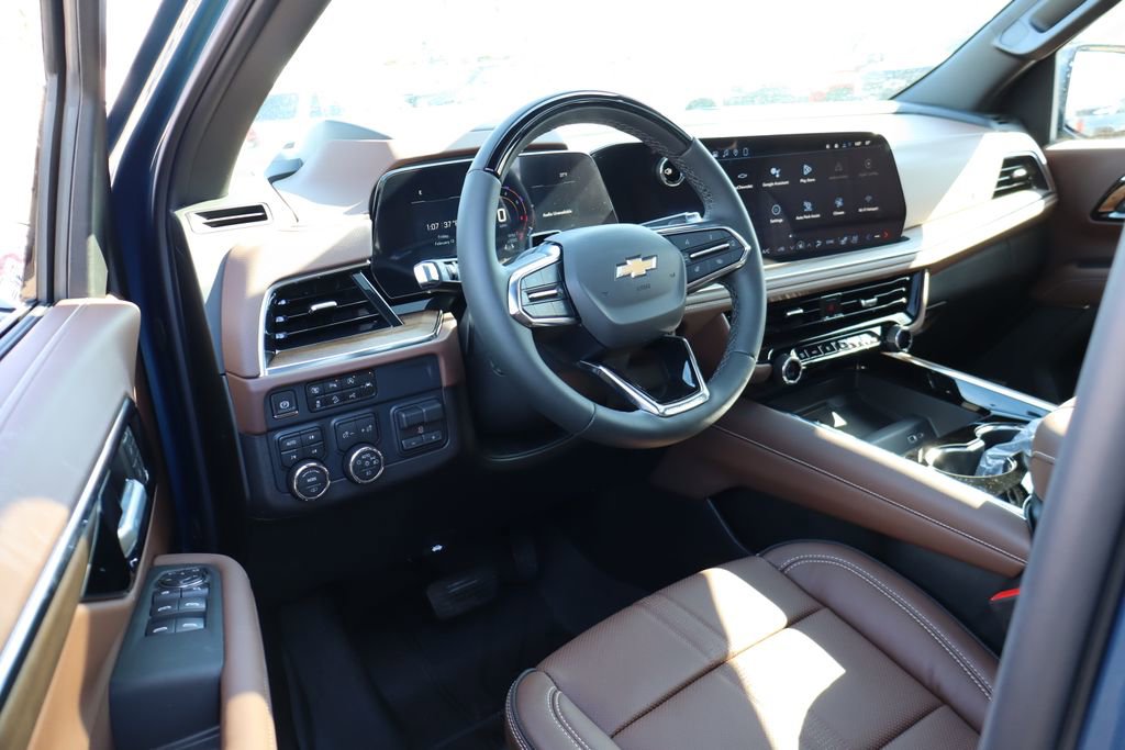 New 2026 Chevrolet Suburban High Country image 14