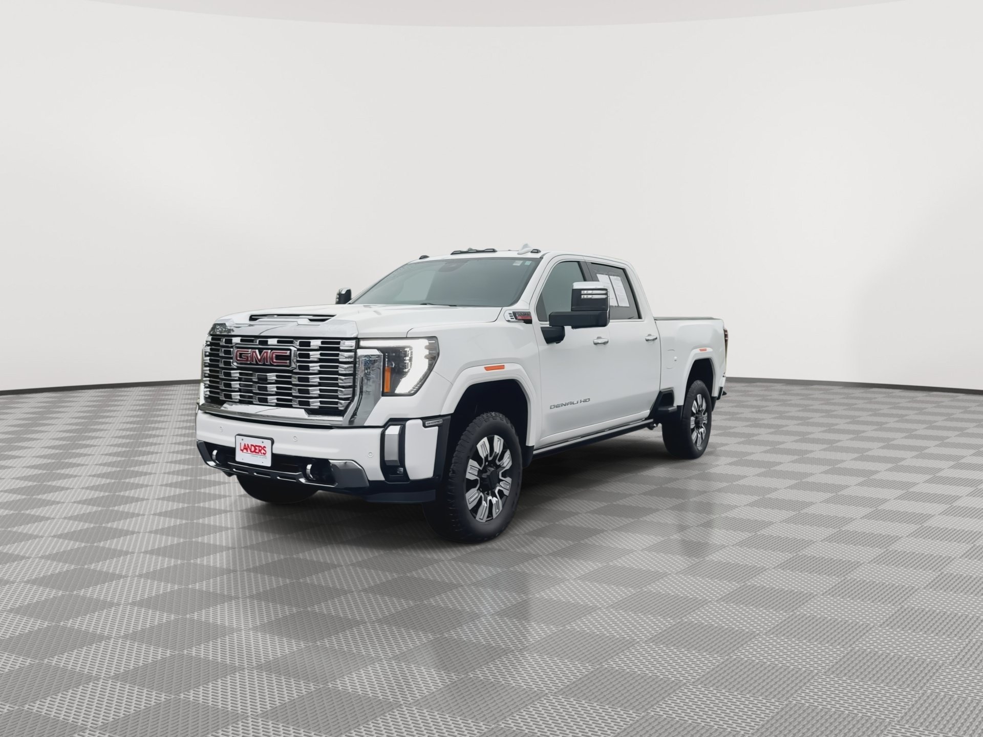 Certified 2025 GMC Sierra 3500 Denali w/ Denali Reserve Package AWD/4WD image 4