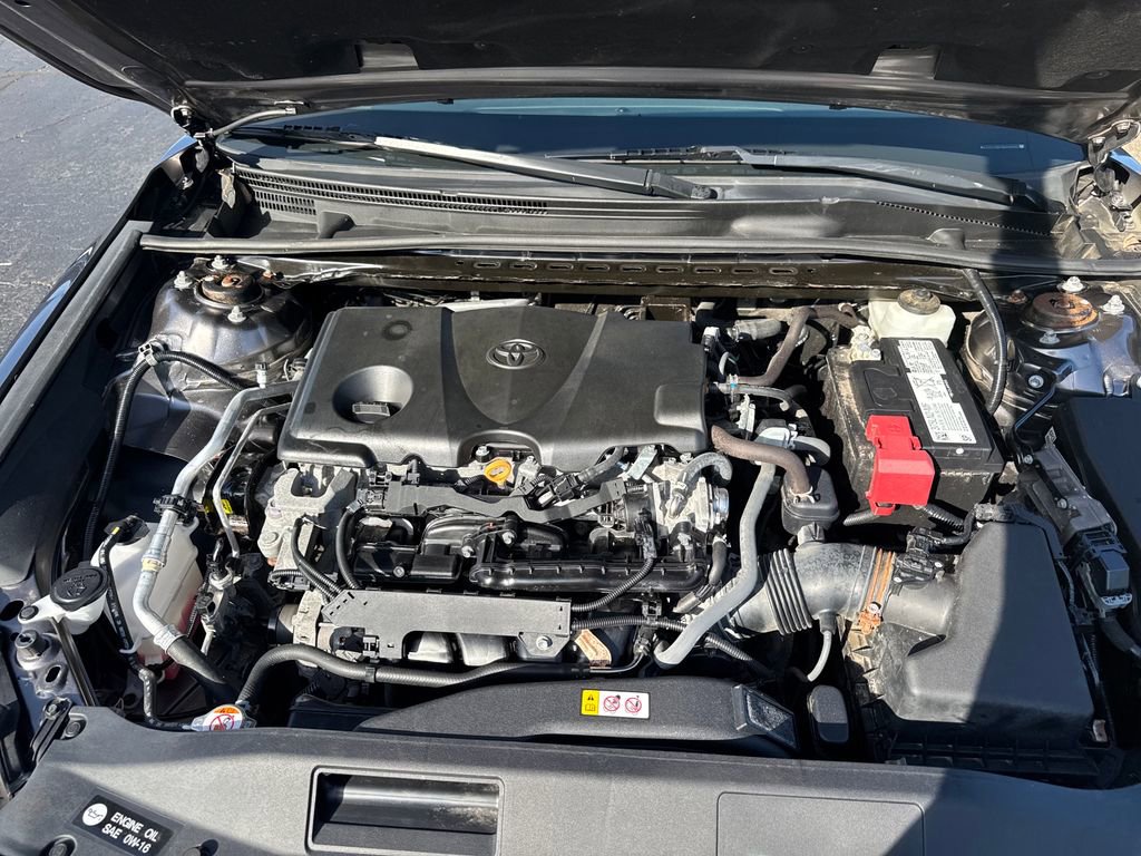Used 2021 Toyota Camry LE AWD/4WD image 38
