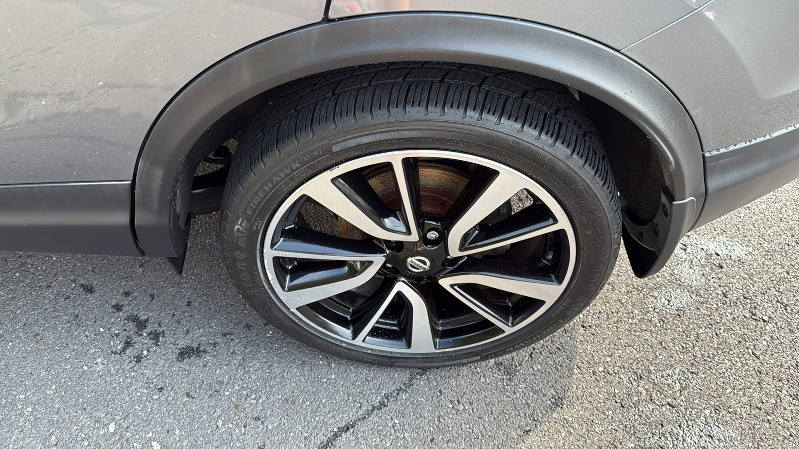 Used 2019 Nissan Rogue Sport SL image 22