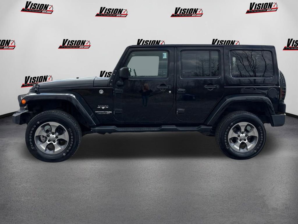 Used 2018 Jeep Wrangler Unlimited Sahara w/ Connectivity Group image 8