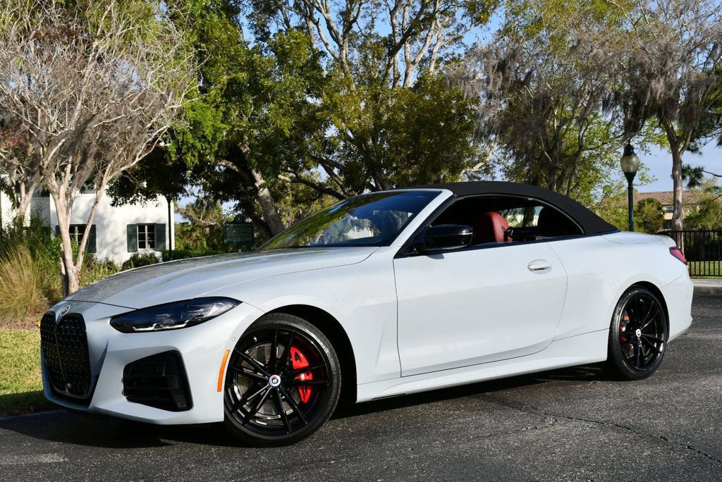 Used 2023 BMW M440i Convertible w/ Premium Package image 27