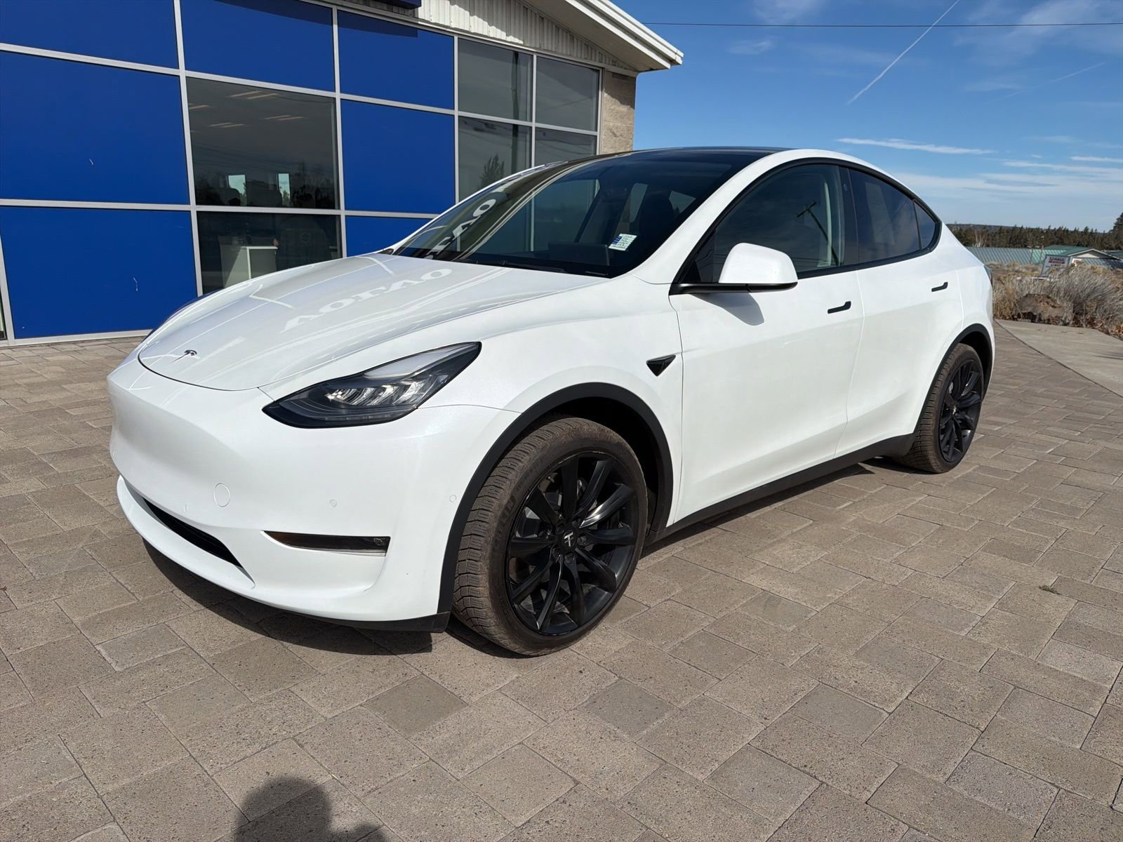Used 2021 Tesla Model Y Standard Range image 28