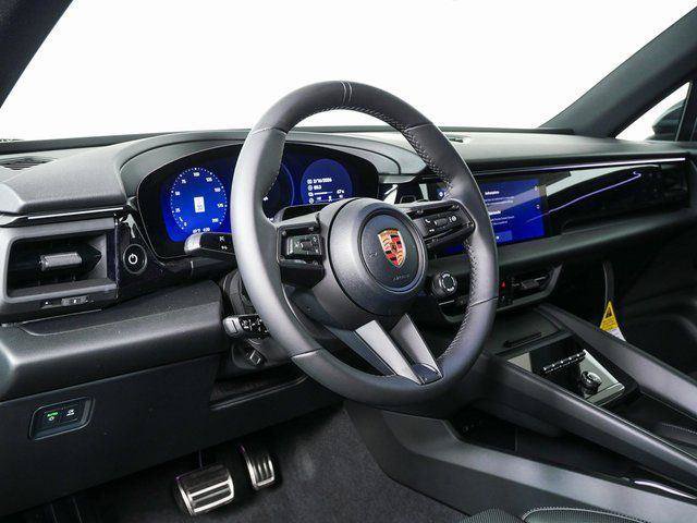 New 2026 Porsche Macan Electric RWD image 4