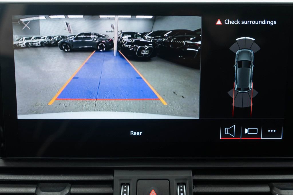 Used 2025 Audi Q5 e Premium image 23