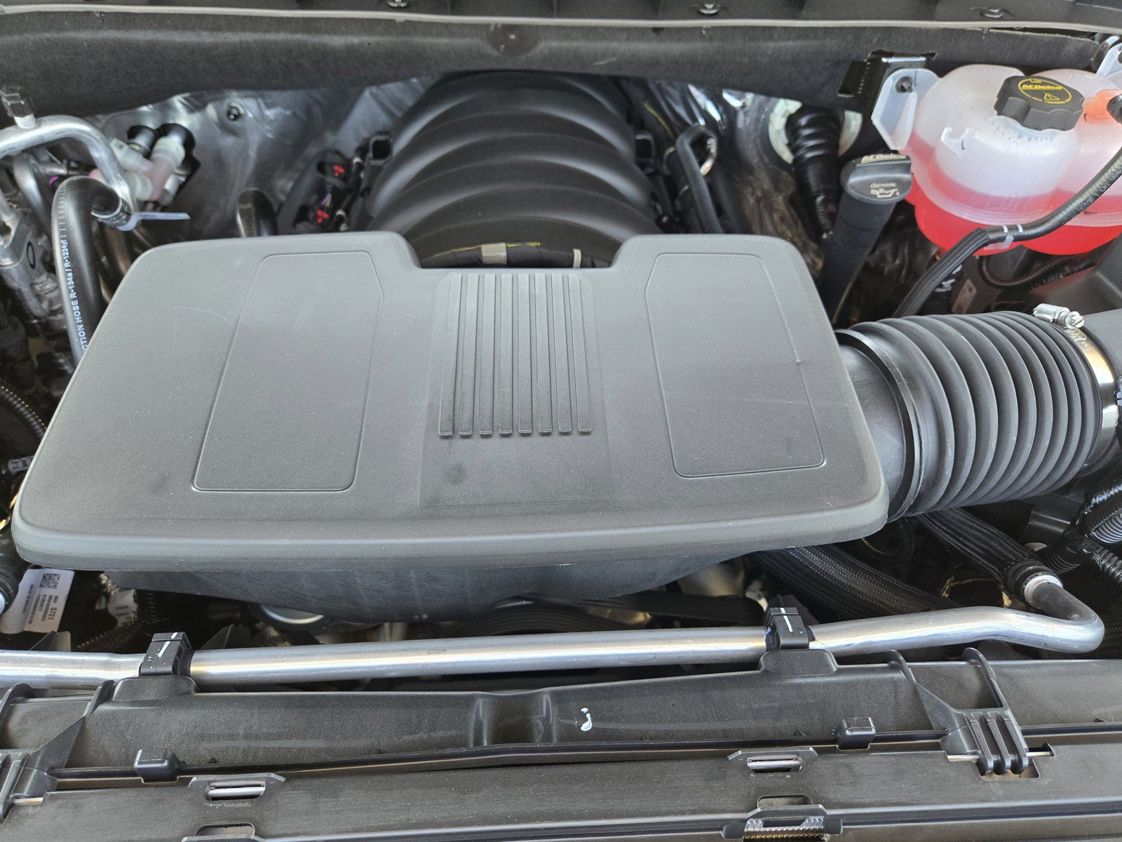 New 2026 Chevrolet Suburban Premier image 23