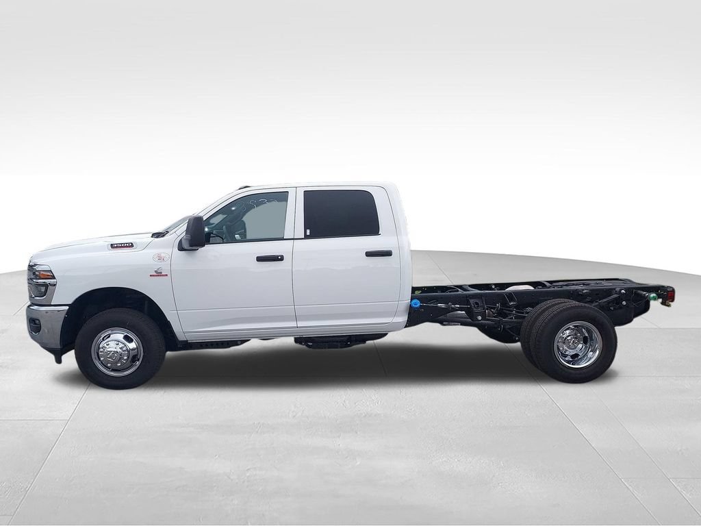 New 2027 RAM 3500 Tradesman w/ Chrome Appearance Group A AWD/4WD image 2